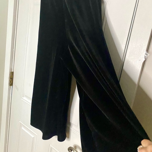 NWT Pantology Gaucho Pants, Black Velvet, Size Small - Picture 8 of 10